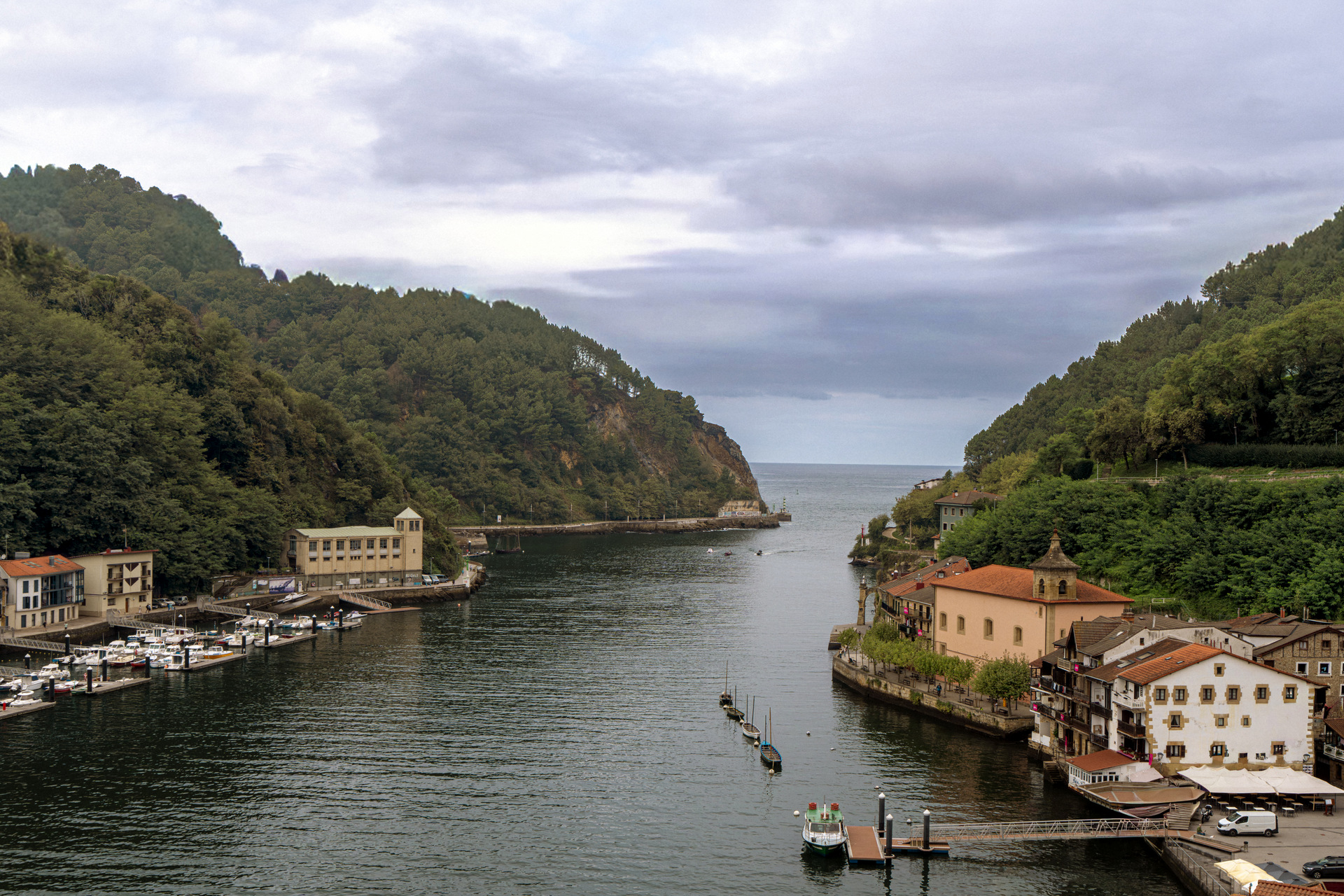 Pasajes de San Pedro y Pasajes de San Juan (Guipuzcoa)